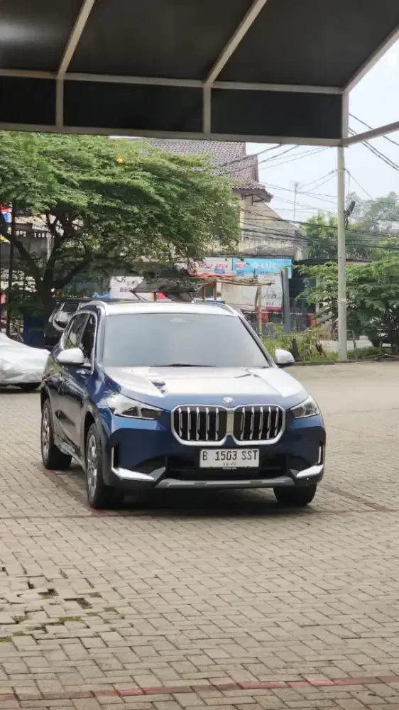 New X1, Low KM Bisa Parkir Otomatis