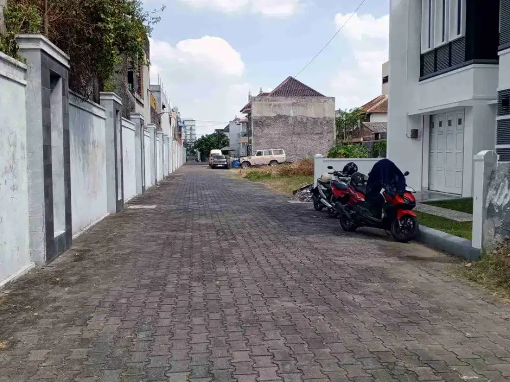 Tanah Bagus Dalam Perumahan Area jl. Mentri Supeno Kota Yogyakarta Dekat XT SQUARE, Kampus UTY & UAD