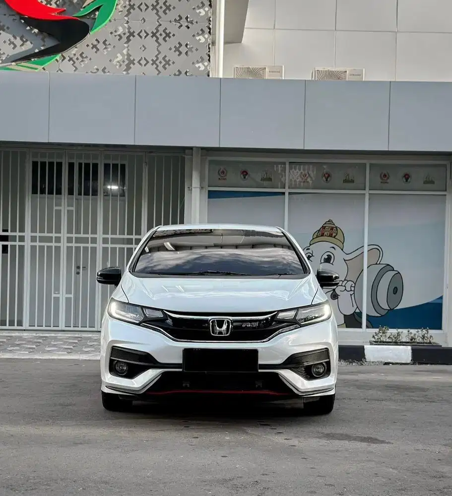 HONDA JAZZ RS CVT 2017