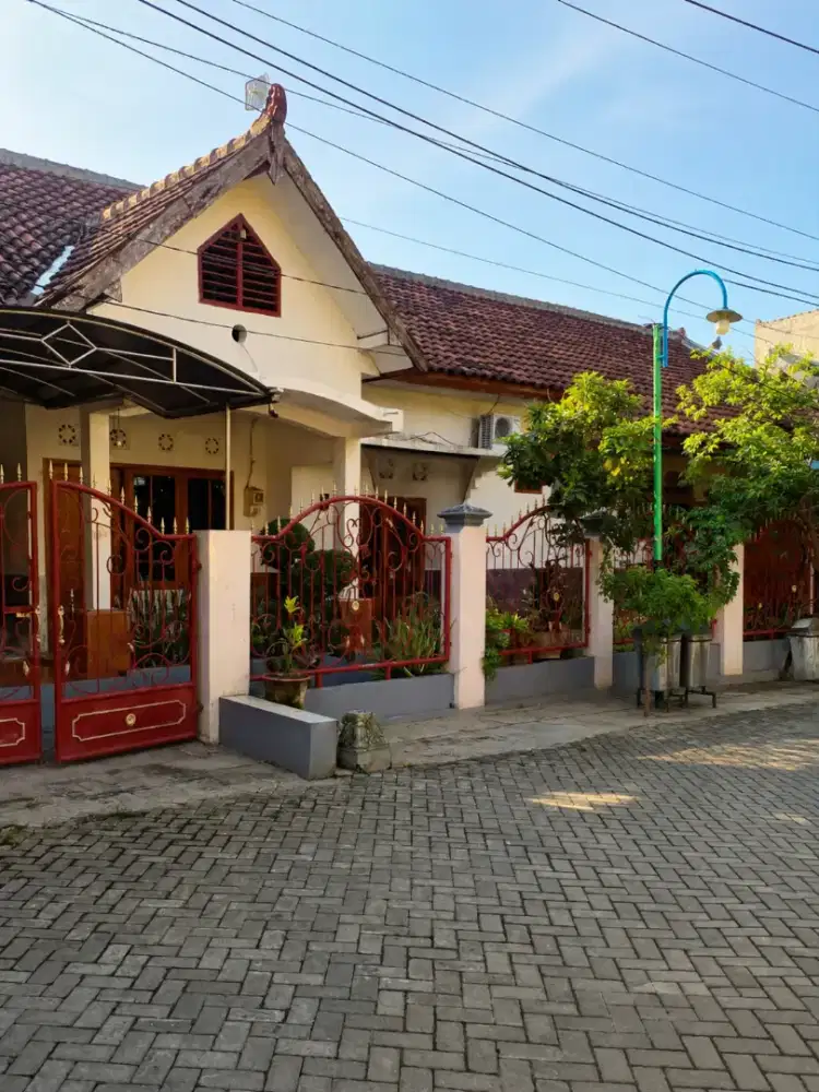 DIJUAL CEPAT! Rumah Nyaman Siap Huni di Lokasi Strategis Kediri
