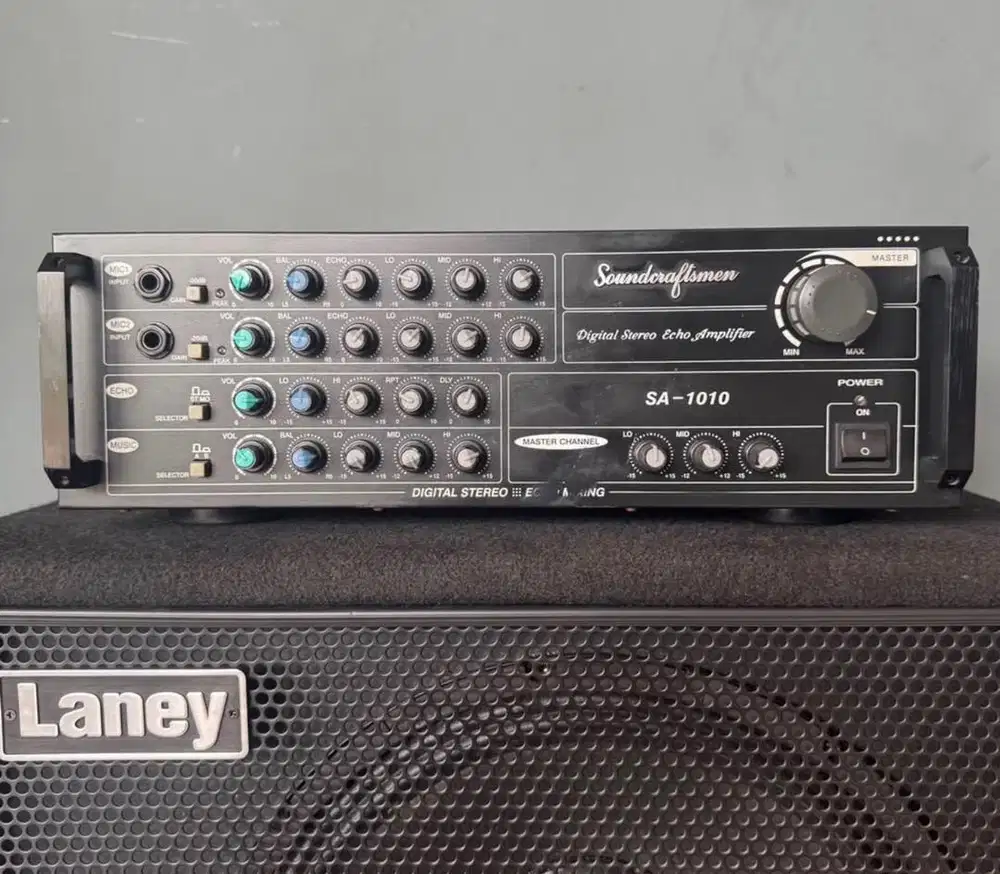 Power Mixer Soundcraftsmen SA1010
