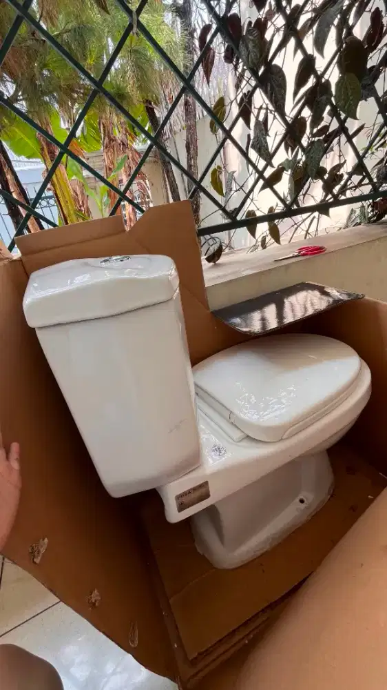 Kloset duduk Fosa