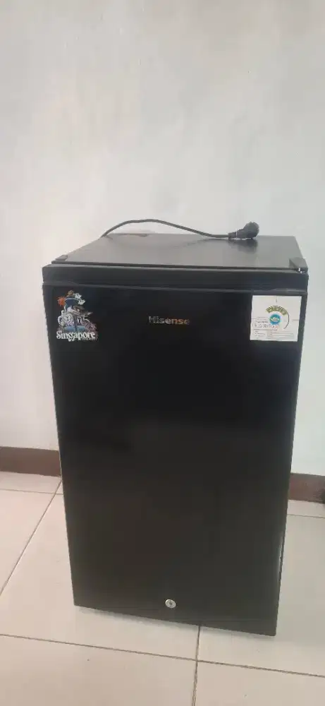 kulkas second murah hisense