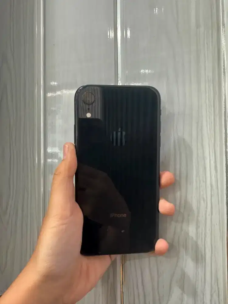 iPhone XR 128GB iBox