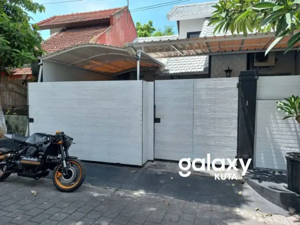 MINIMALIS WHITE HOUSE IN KARANG MAS JIMBARAN FOR RENT