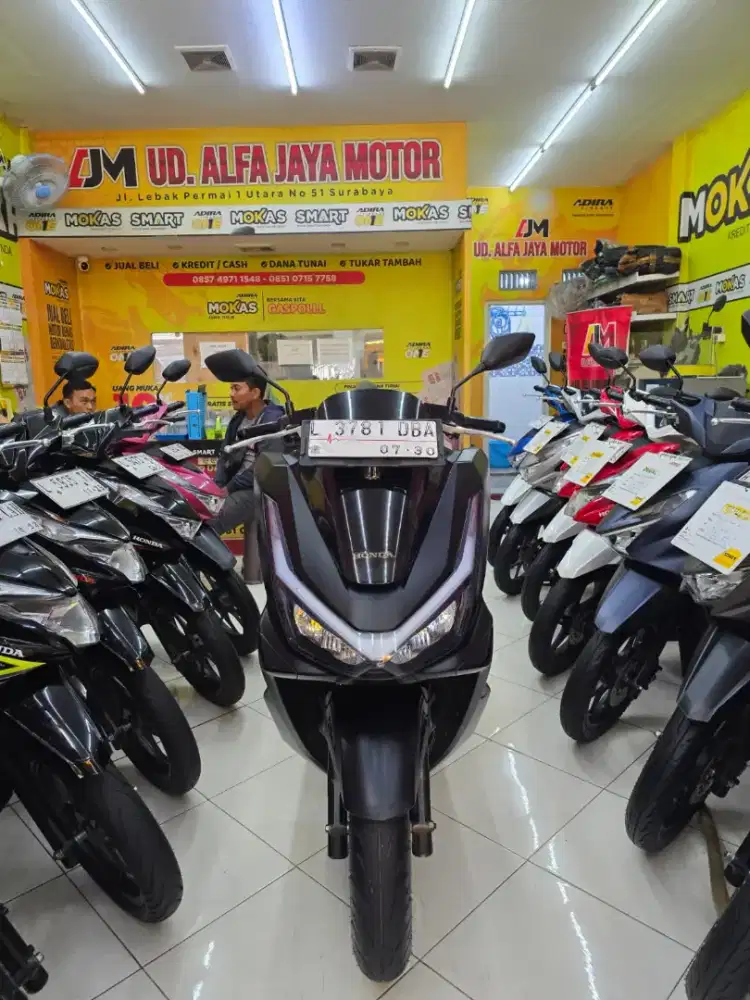 Km 9rb ^ Honda PCX 160 Cbs th 2025