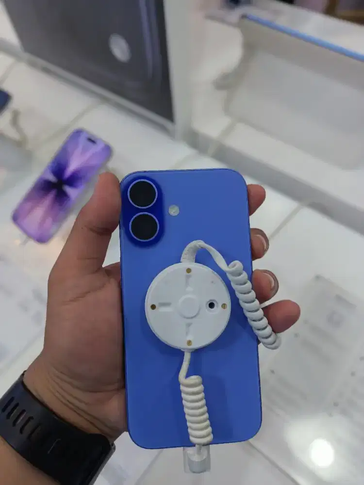 IPHONE 16 BASIC 128GB (ERAFONE PLAZA BINTARO)