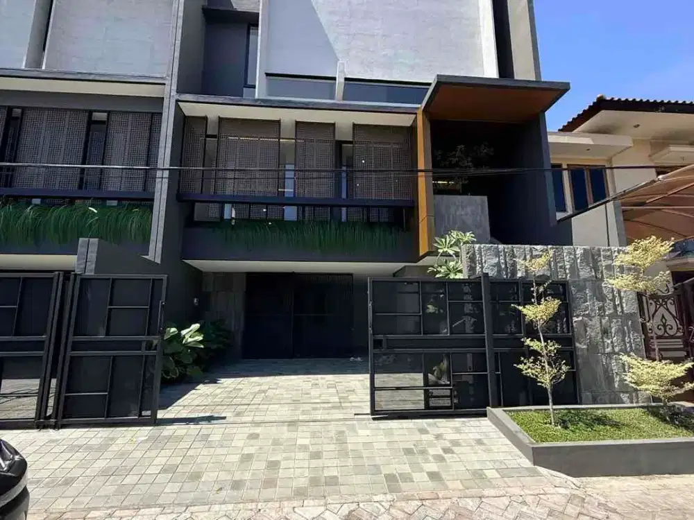 BARU GRESS‼Mewah rumah manyar kertoadi lokasi jalan utama row jalan 5 mibil