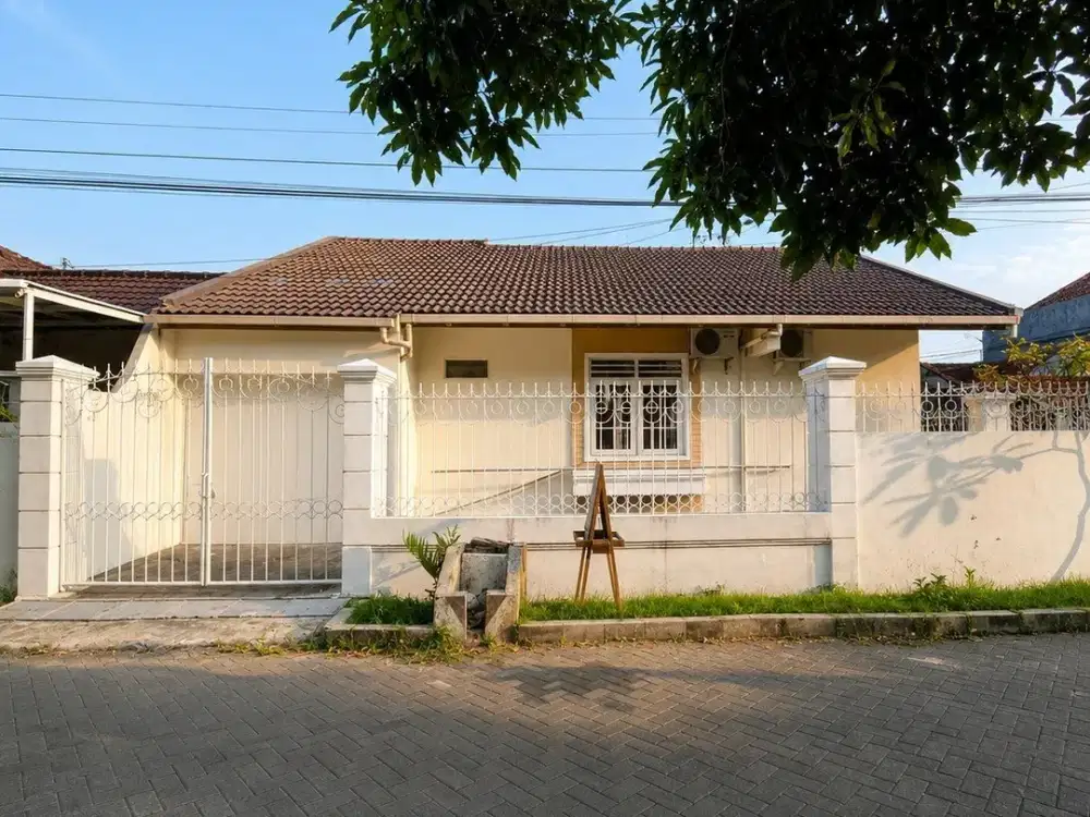 Rumah Sutorejo Tengah Hook Row 2 mobil