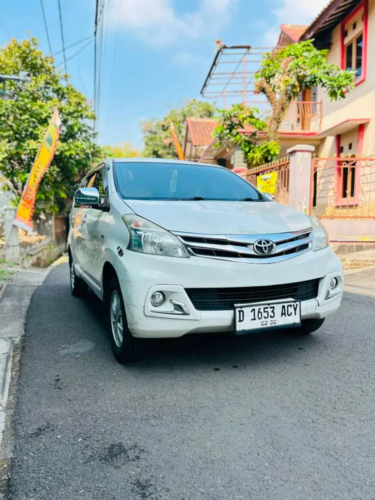 Toyota Avanza Matic 1.3 G AT 2015 Putih