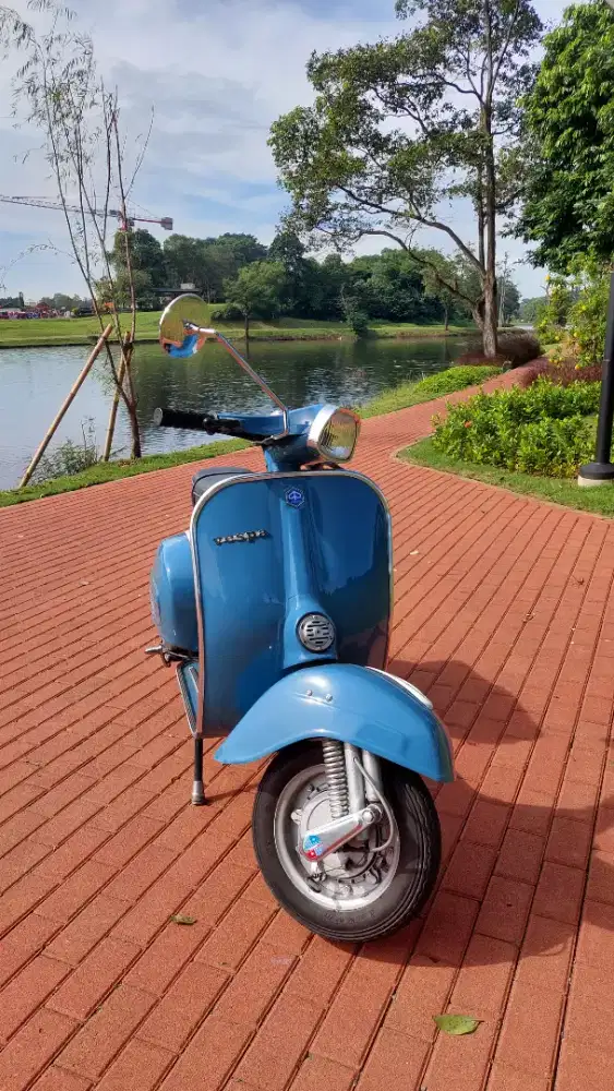 Dijual cepat vespa super 77