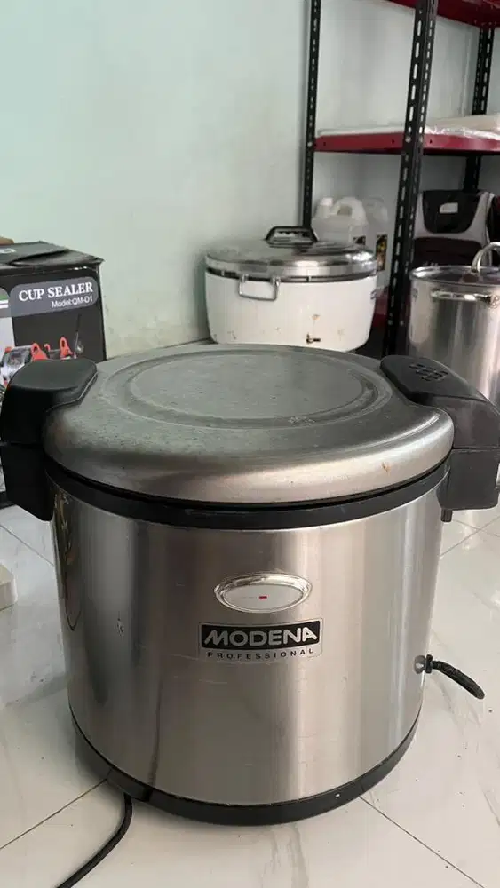 Rice Cooker Jumbo Kapasitas 30 Liter by Modena Profesional