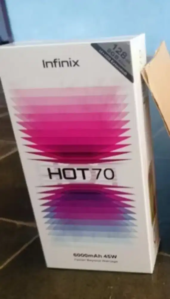 Infinix hot 70 4/128 black segel dus