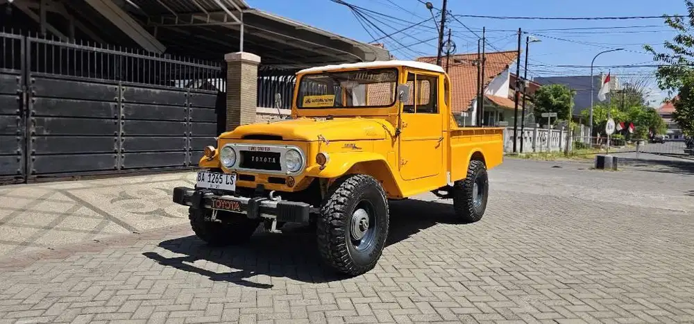 Antik!Hartop Pickup FJ45 Diesel 4x4 th 1971 Surat lengkap, pajak hidup