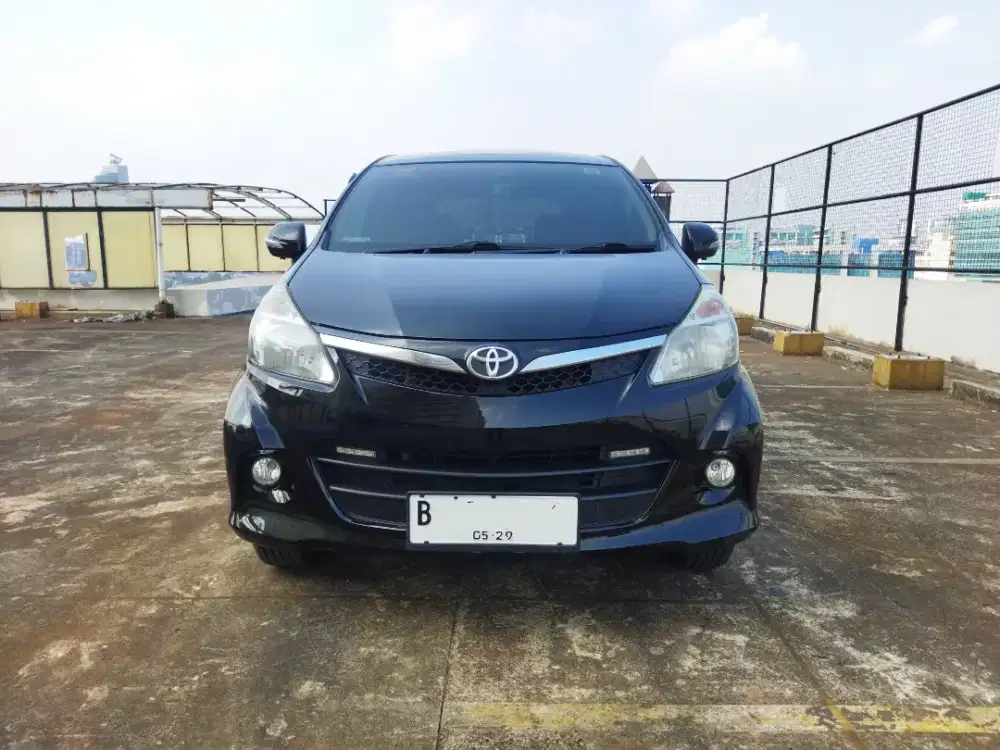 Toyota Avanza Veloz 1.5 M/T 2014