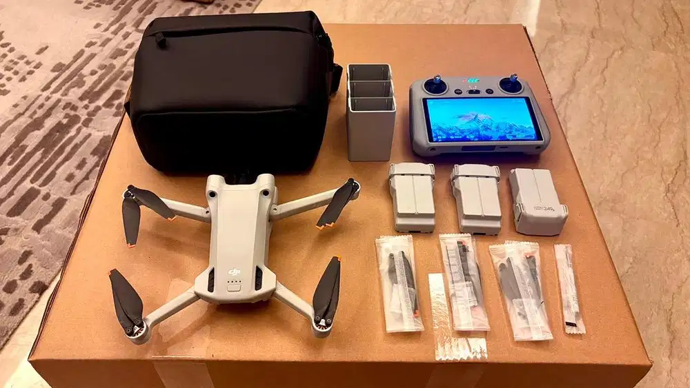 DJI Mini 3 Pro Fly More Combo (DJI RC)