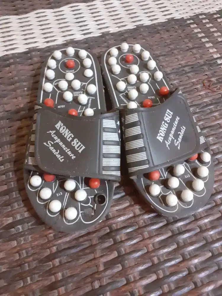 Sandal Kesehatan Kong Sui
