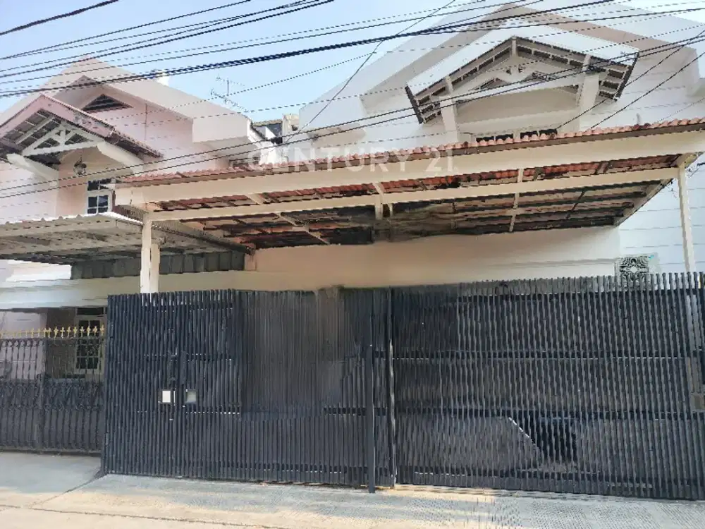 Rumah Disewakan - Rapi - Siap Huni - Bebas Banjir