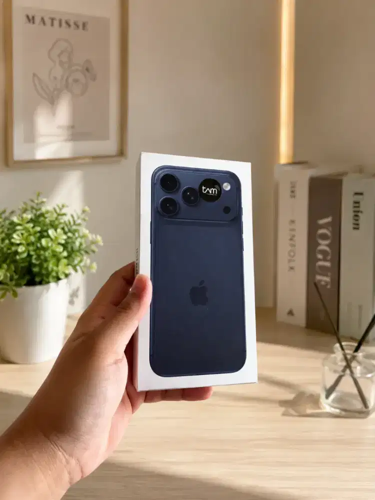 Iphone 17 Pro Max 256gb BNIB Ibox