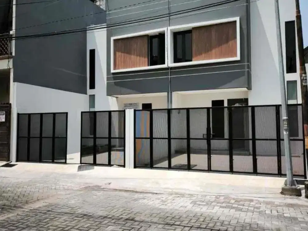 Baru Gress‼Rumah Mulyosari dekat ITS
