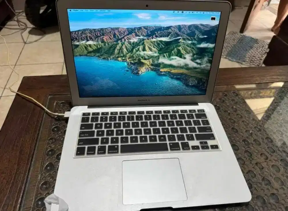 MacBook Air 2017 8/128GB