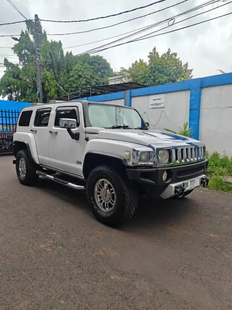 Hummer H3 rem injak
