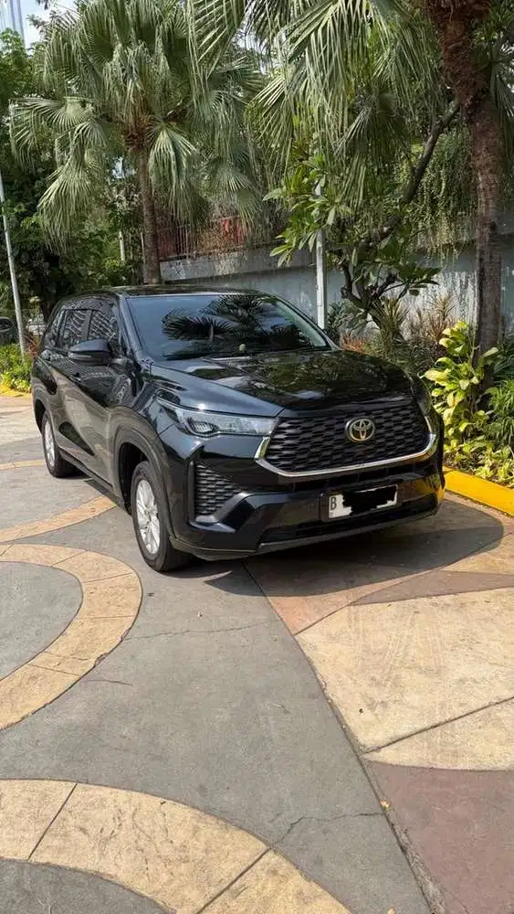 Toyota Kijang Innova 2023 Bensin