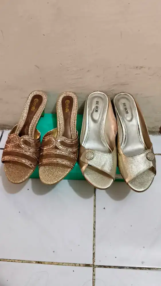 Sandal heels uk40 2 pasang
