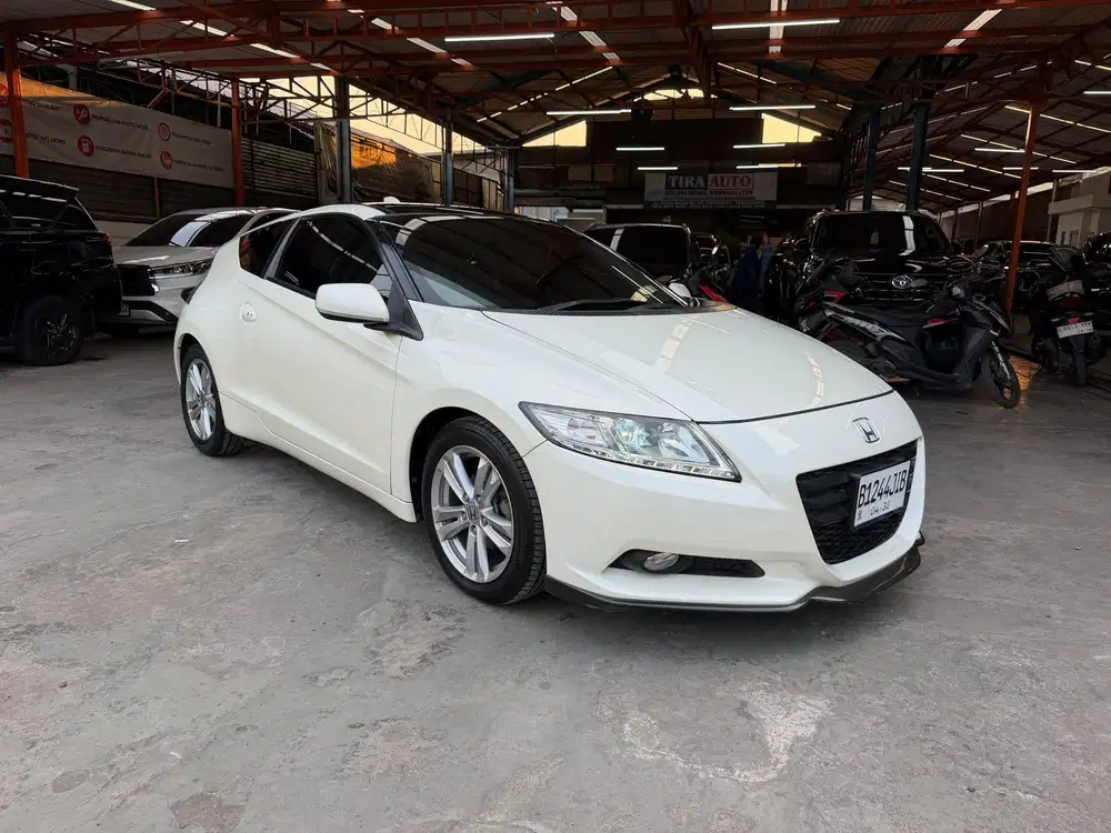 Honda CRZ CR-Z 1.5 Hybrid HB AT CVT MATIC 2013 Putih KM10rb km10.000