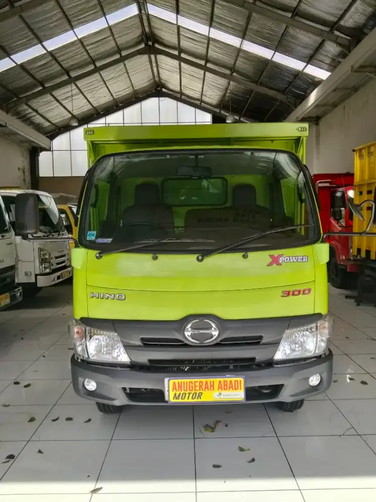 Hino Dutro Light Truck 2024