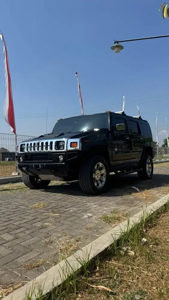 DIJUAL HUMMER H2 2004 WARNA HITAM