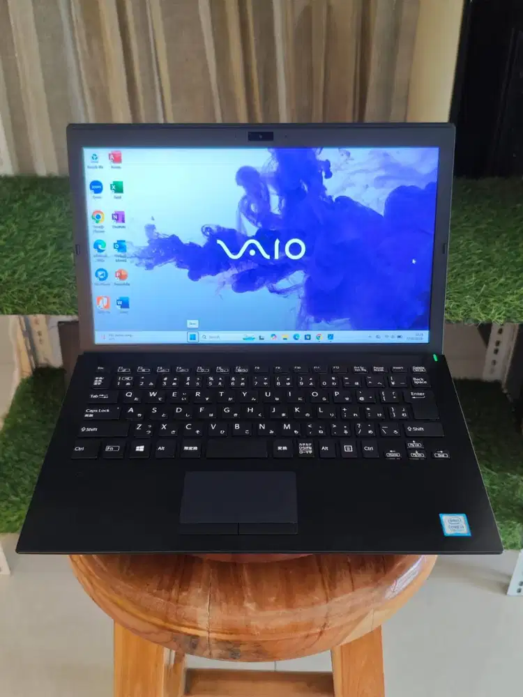 Sony VAIO VJPG11 Core i3 Gen 7 RAM 4GB SSD 128GB Layar FHD