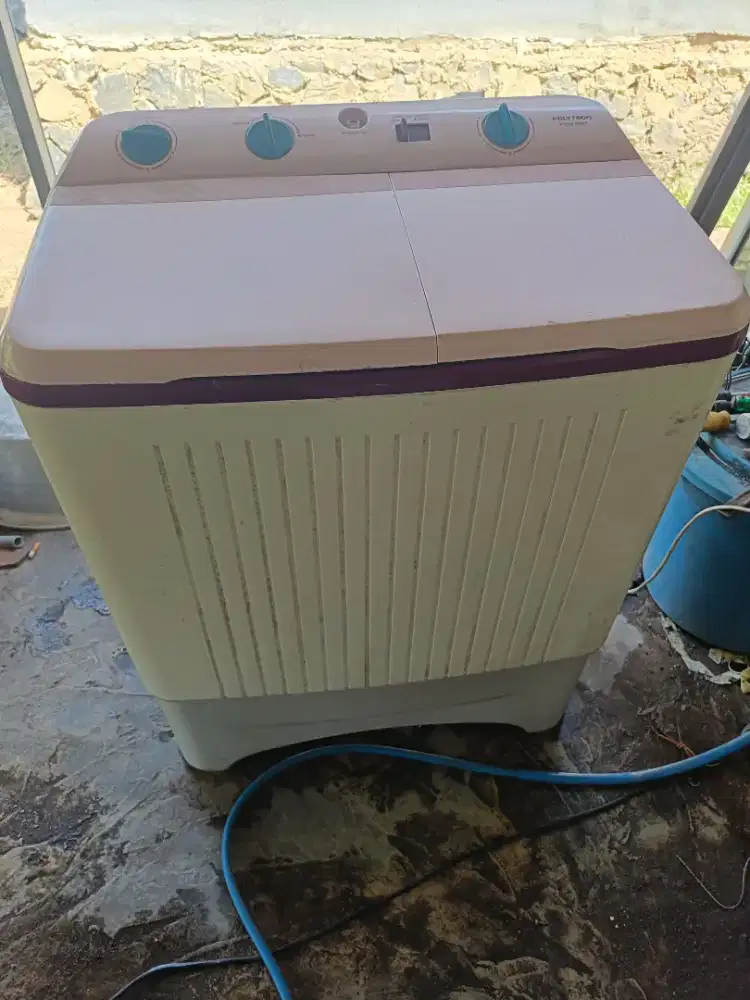 Mesin cuci POLYTRON 8KG