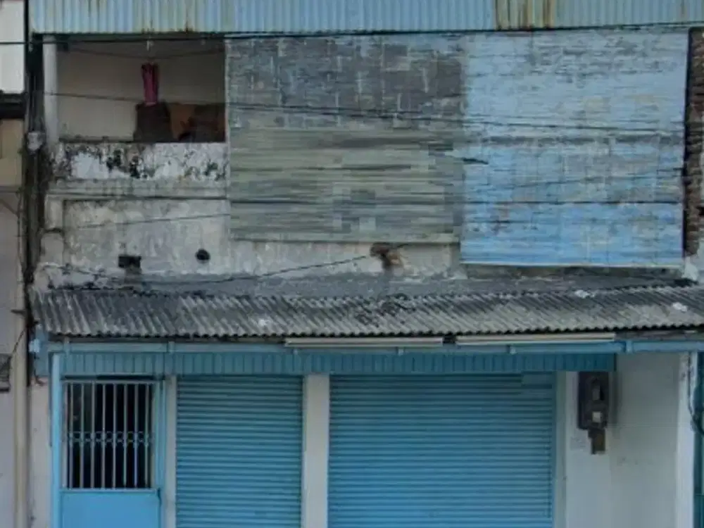 Ruko dan Kos Rungkut Noll Jalan Raya, Area Komersial, Jalanan Ramai