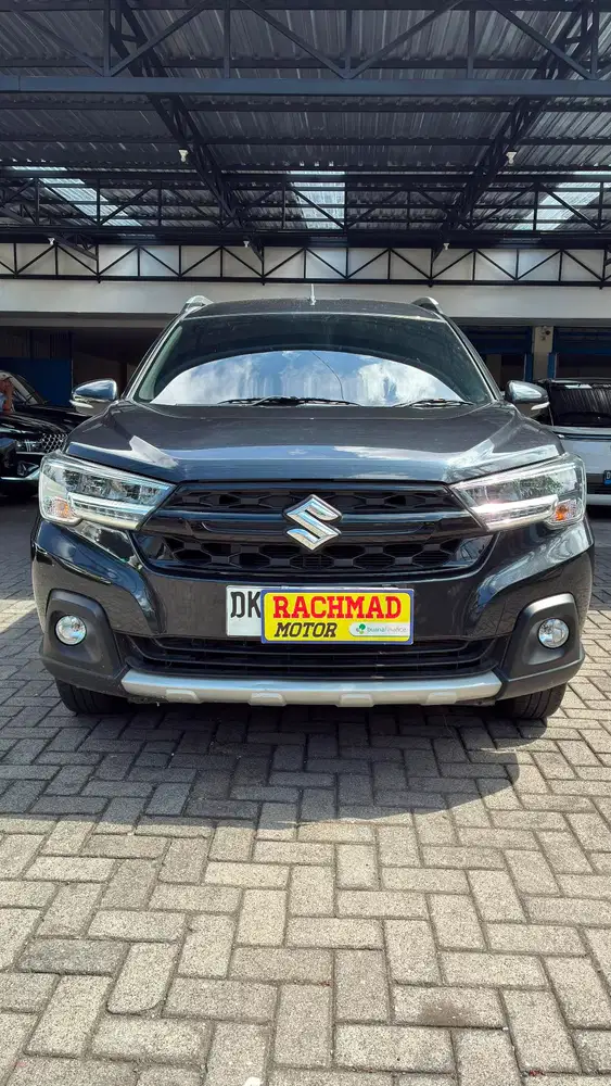 Suzuki XL 7 Berapa hybrid'24 hitam met matic