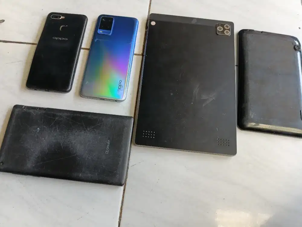 Hp bekas pemakaian di rumah