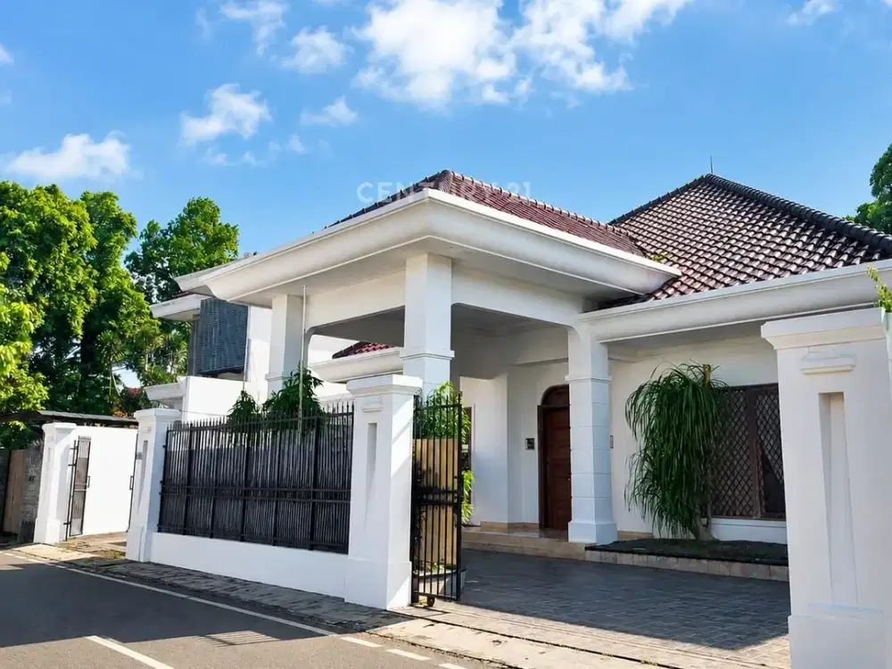 Dijual Rumah Luxury Lebak Bulus Jakarta Selatan