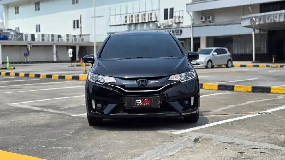 HONDA JAZZ RS 2015