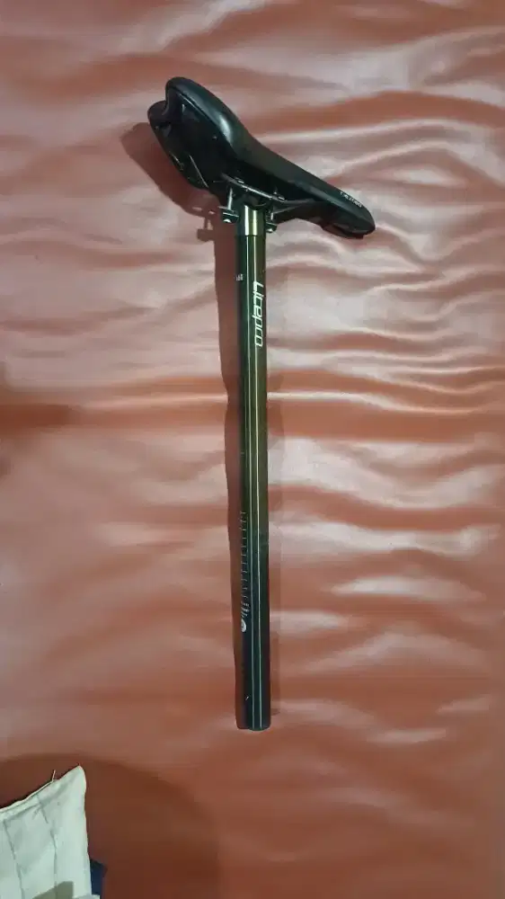 Seatpost Litepro alloy + sadel / jok sepeda