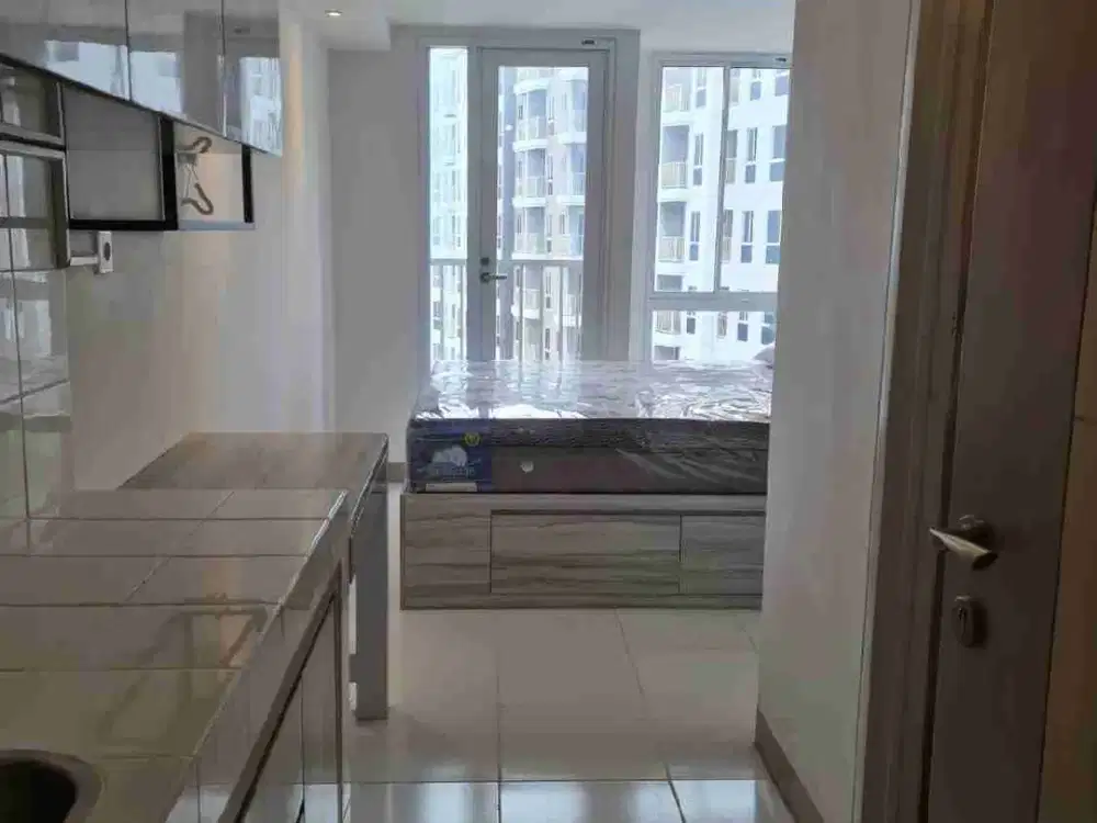 DISEWAKAN APARTEMENT TOKYO RIVERSIDE TYPE STUDIO SEMI FURNISHED