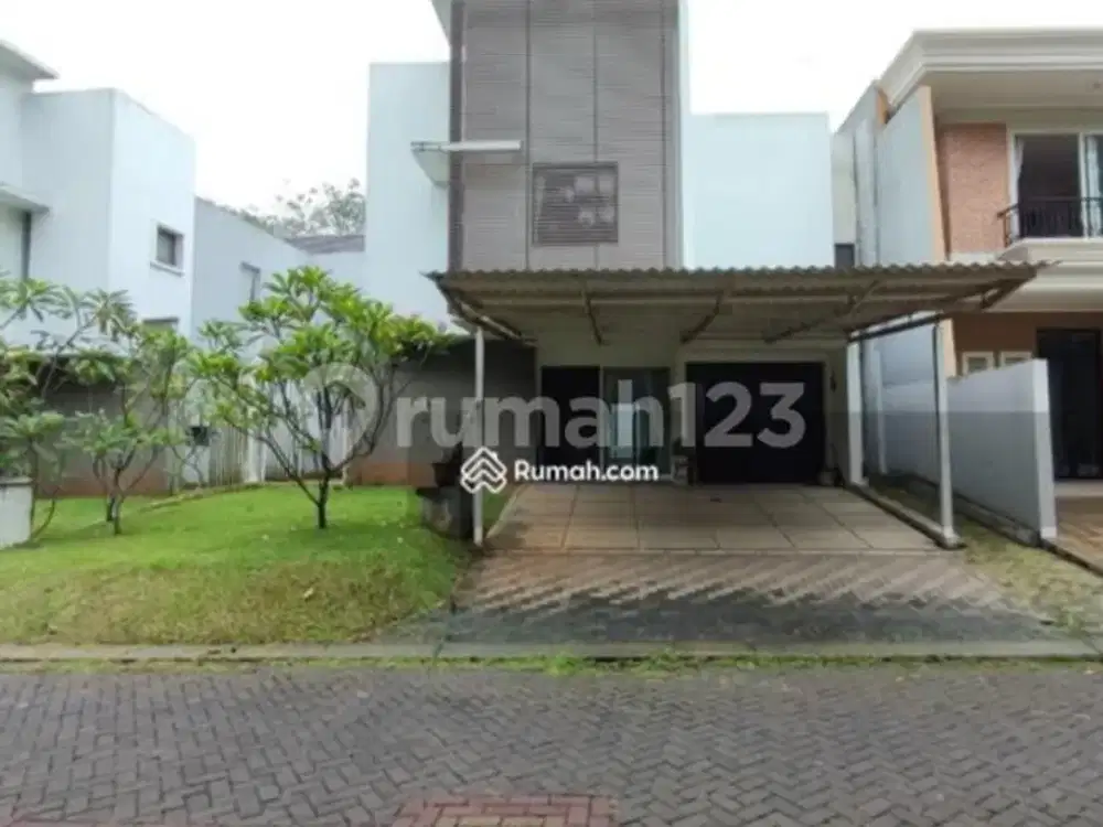 Rumah dengan Pohon Rimbun di Vermont Parkland, BSD City