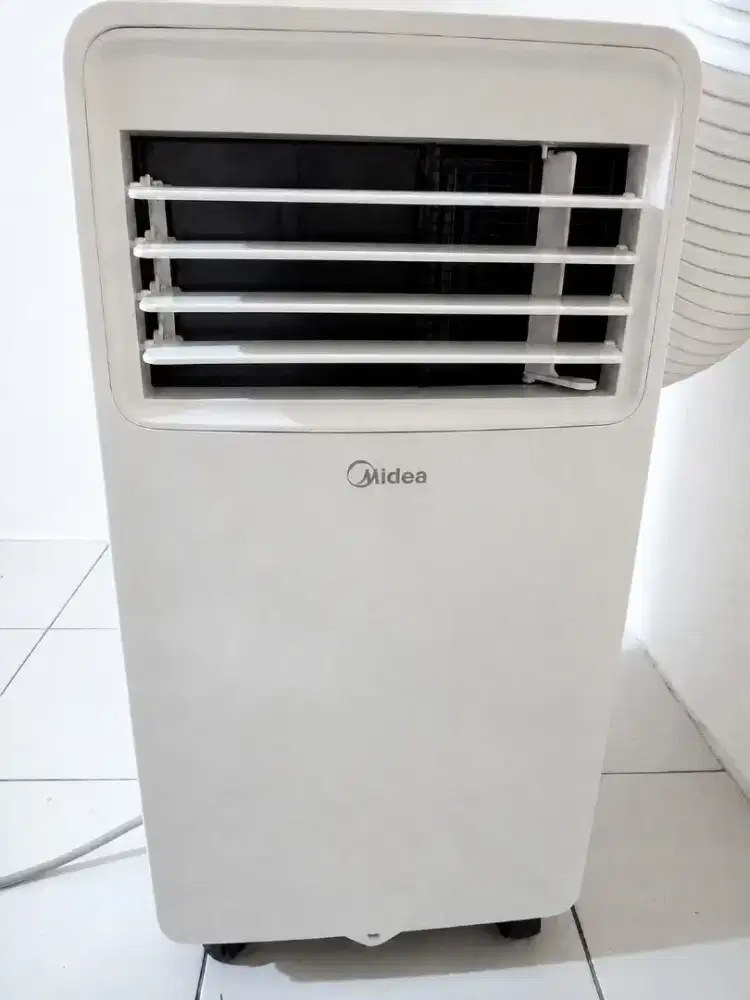 Dijual AC PORTABLE Midea - 1 PK