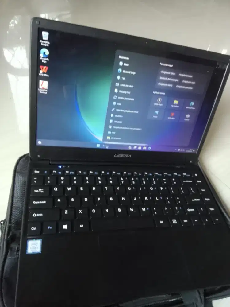 Laptop libera cor i3 mulus
