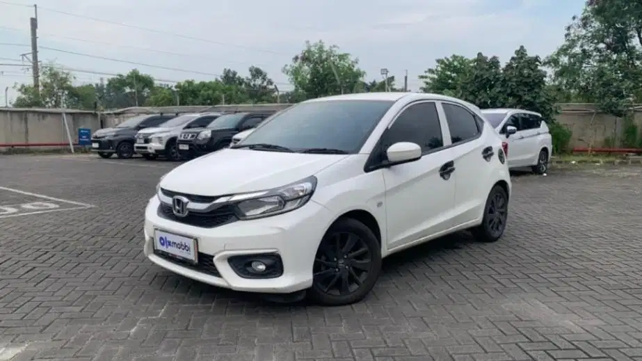 Garansi 1 Th - Honda Brio Satya 1.2 E Bensin-AT 2023 Putih