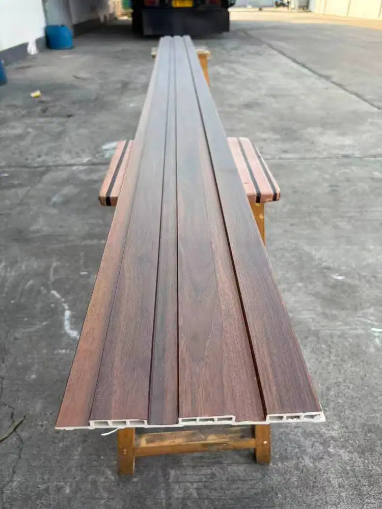 Wall Panel Composite ( WPC ) Indoor Varian Warna Coklat