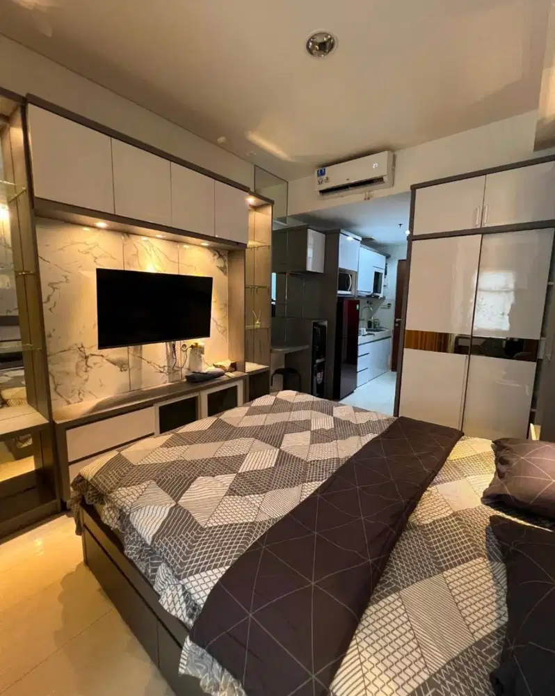SEWA APARTEMEN HARIAN SKYHOUSE BSD