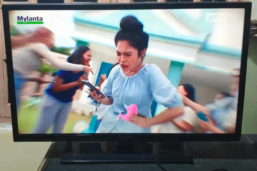 Tv 32 inci LED analog