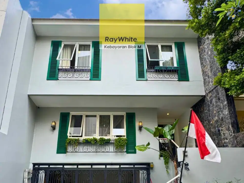 Rumah American Classic area Jeruk Purut selangkah ke Kemang