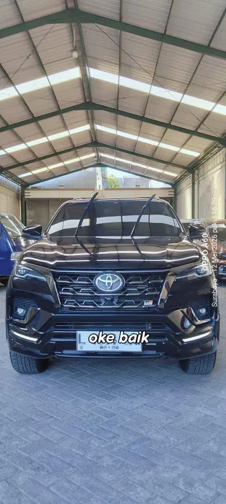 TOYOTA FORTUNER 2.8 GR 4X4 A/T 2023 HITAM LIKE NEW