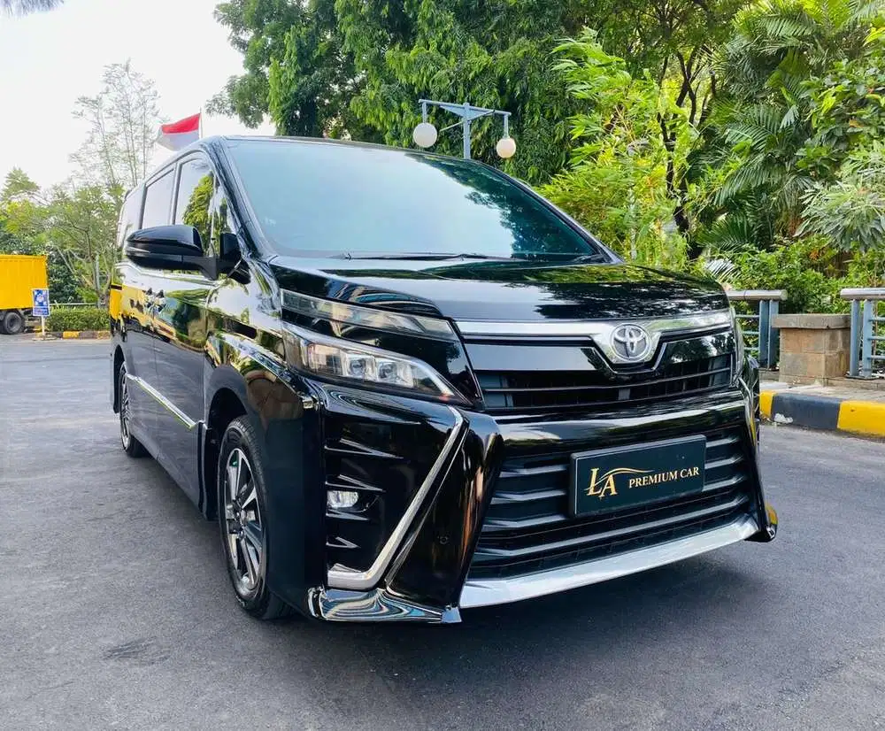 Toyota Voxy nik 2018 2.0 A/T DI JUAL CEPAT
